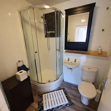 Lovely, Comfortable And Bright 3 Bedroom Top Floor Flat In City Centre Aberdeen Exterior photo